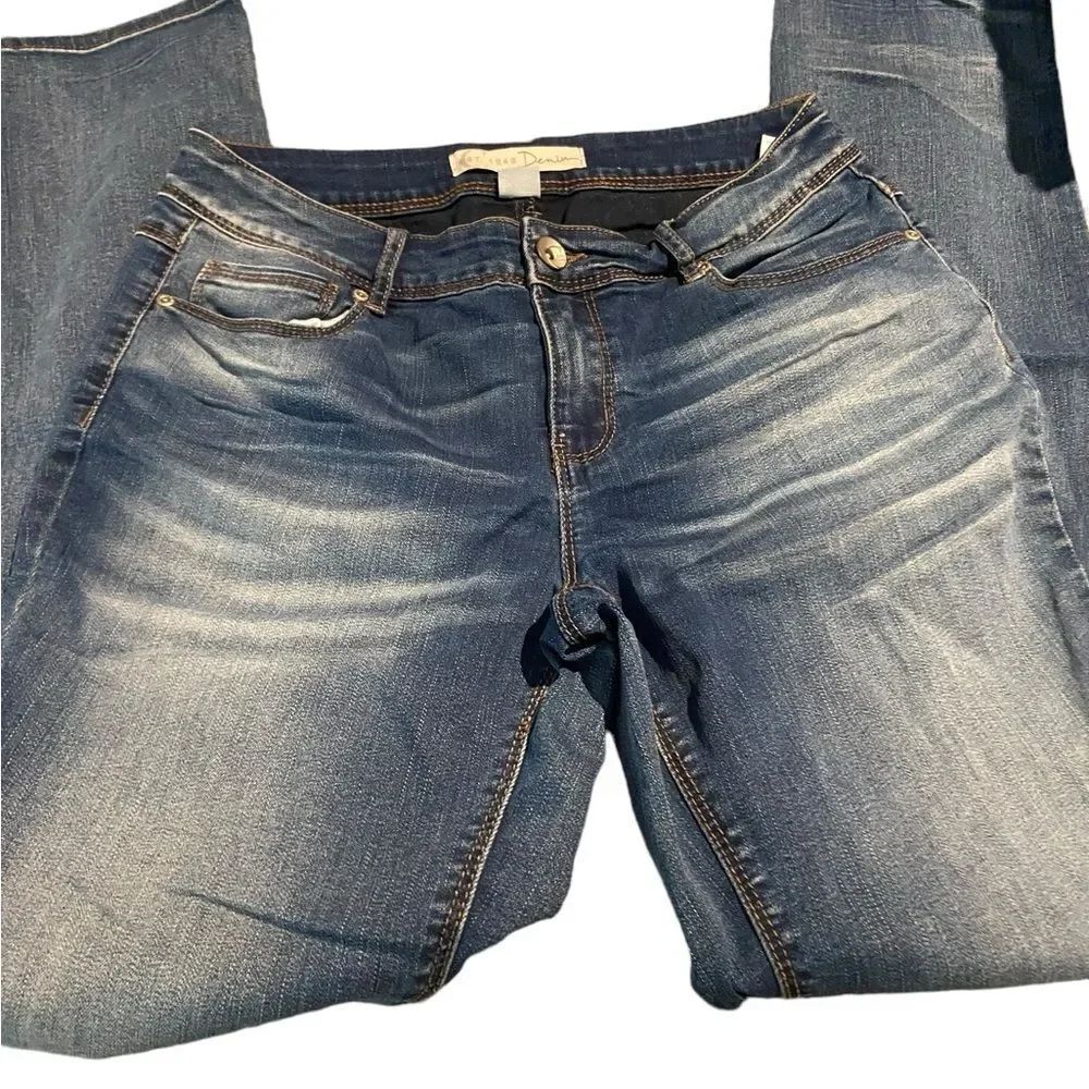 C established 1946 size 8 new never worn see pics